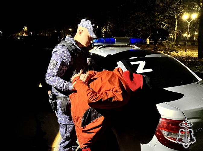 В Курске росгвардейцы задержали мужчину, устроившего скандал в детском саду