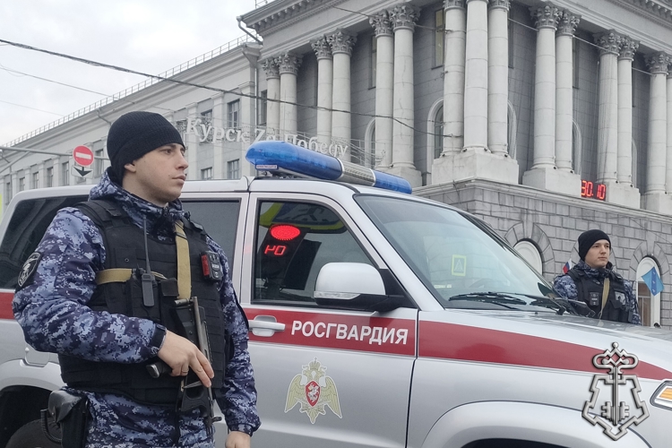В Курске росгвардейцы задержали двух мужчин, совершивших кражу из магазина 