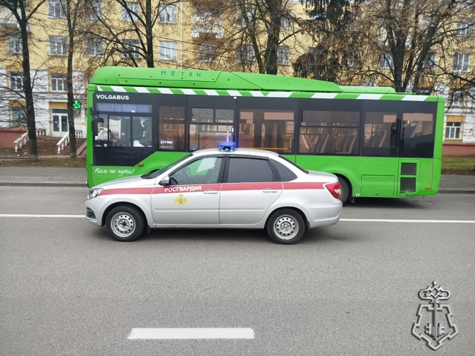 В Курске сотрудники Росгвардии вернули потерявшегося 6-летнего ребенка маме