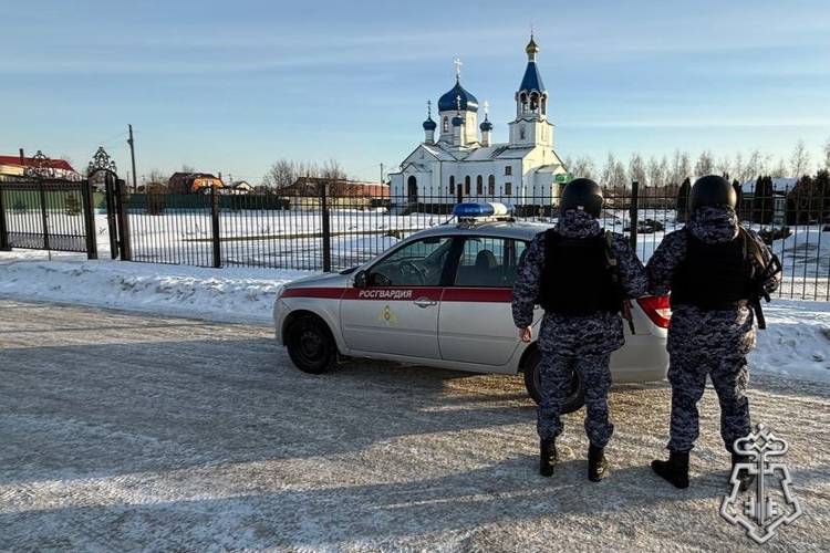 В Курской области росгвардейцы обеспечили безопасность мероприятий в Крещение Господне
