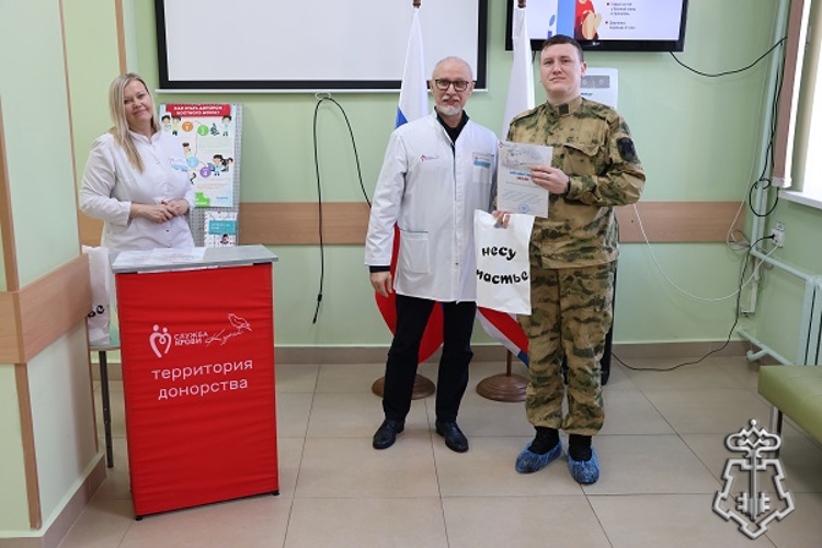 В Курске росгвардейцы стали участниками донорской акции «От сердца к сердцу» 