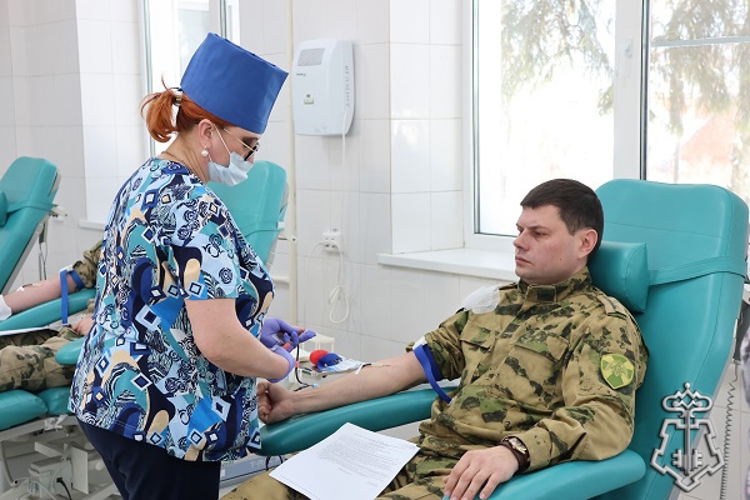 В Курске росгвардейцы стали участниками донорской акции «От сердца к сердцу» 