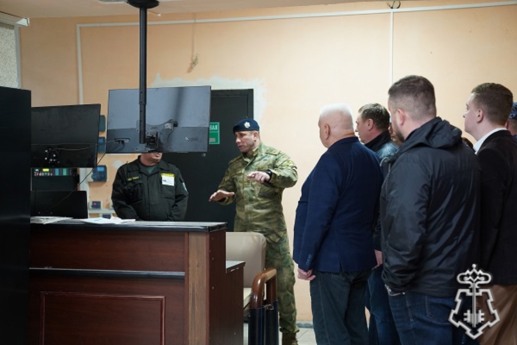 Росгвардия усилила меры безопасности в местах детского оздоровительного отдыха в Курской области