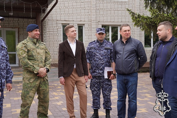 Росгвардия усилила меры безопасности в местах детского оздоровительного отдыха в Курской области