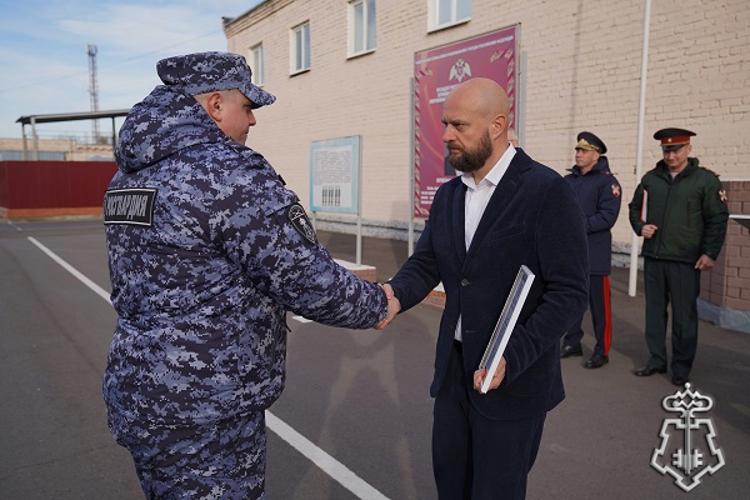 День вневедомственной охраны: курские росгвардейцы на страже безопасности